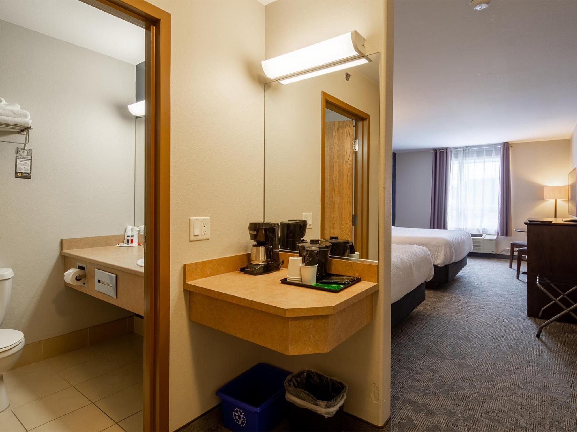 Super 8 by Wyndham St-Jerome Hotel Saint-Jerome Eksteriør billede