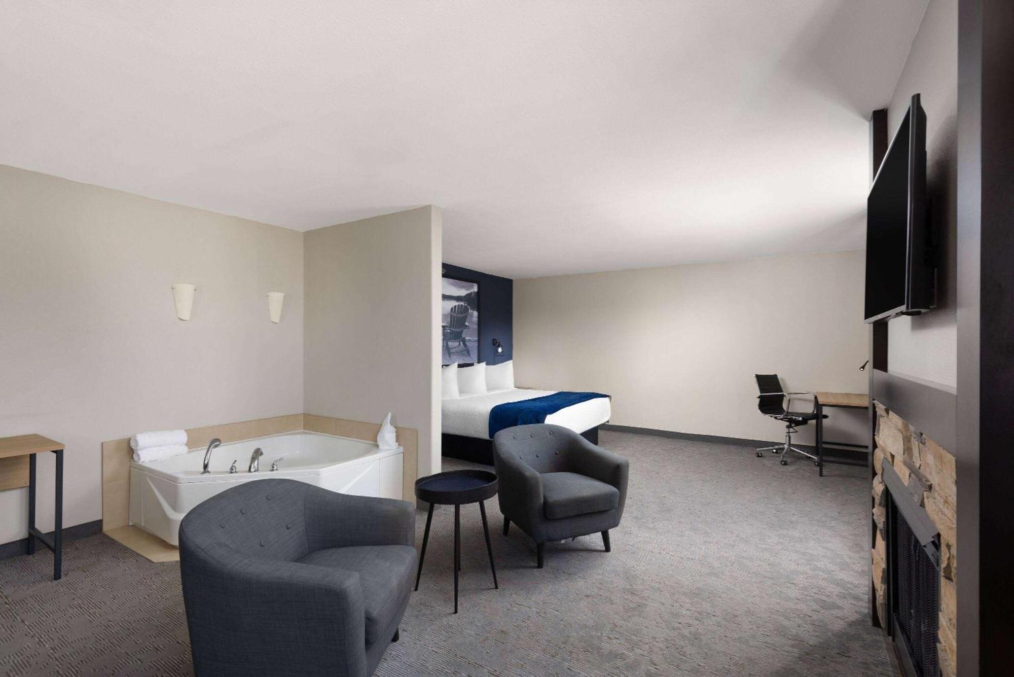 Super 8 by Wyndham St-Jerome Hotel Saint-Jerome Eksteriør billede