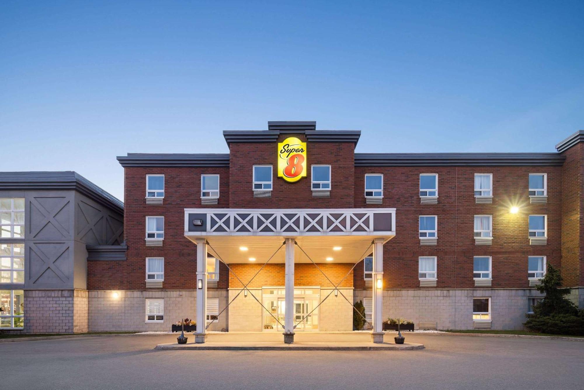 Super 8 by Wyndham St-Jerome Hotel Saint-Jerome Eksteriør billede